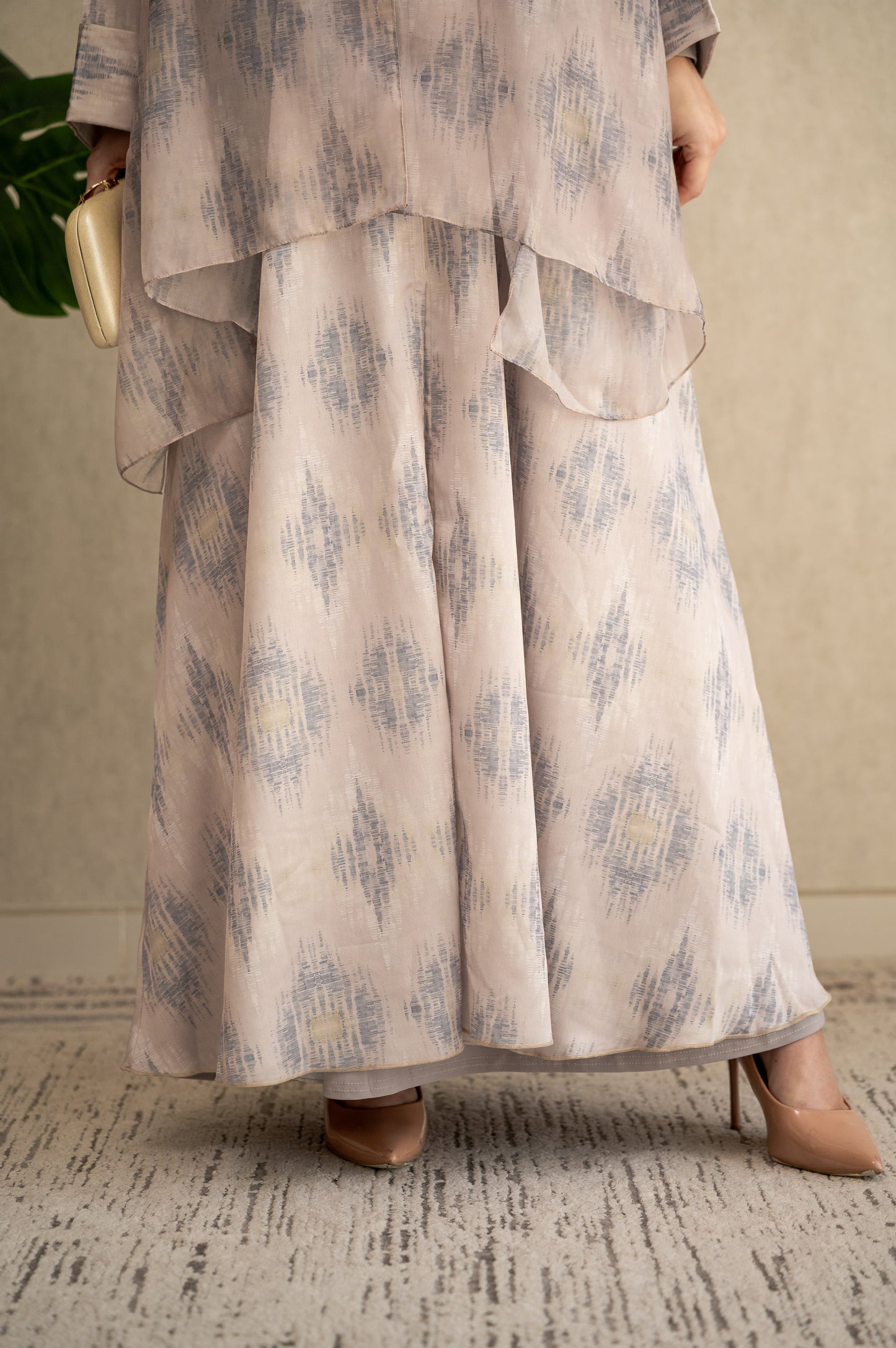 Misty Abstract Silk Abaya