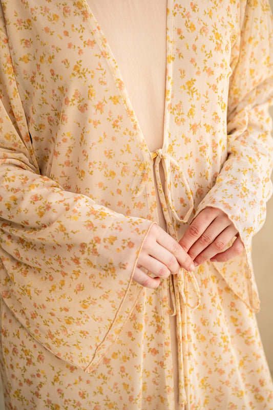 Soft Bloom Tie-Front Abaya