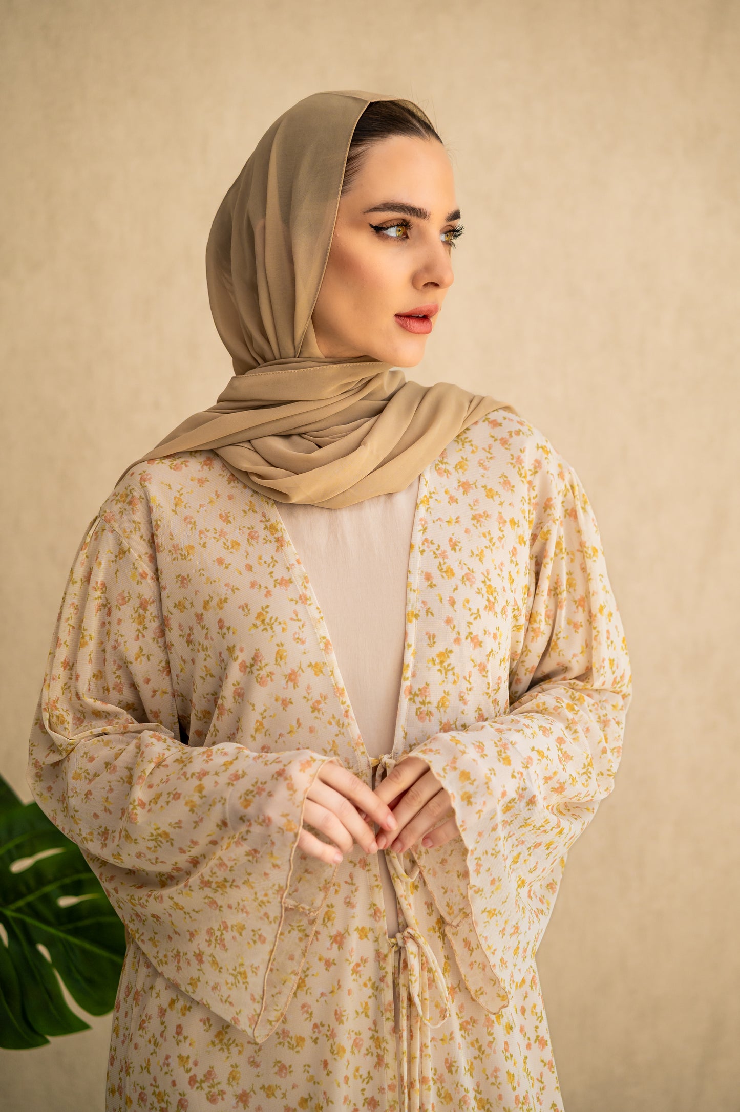 Soft Bloom Tie-Front Abaya