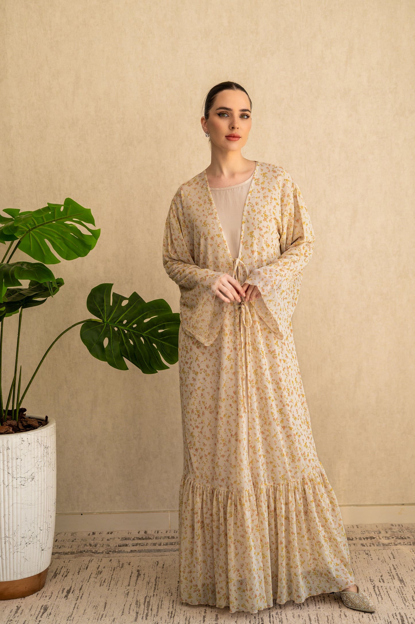 Soft Bloom Tie-Front Abaya