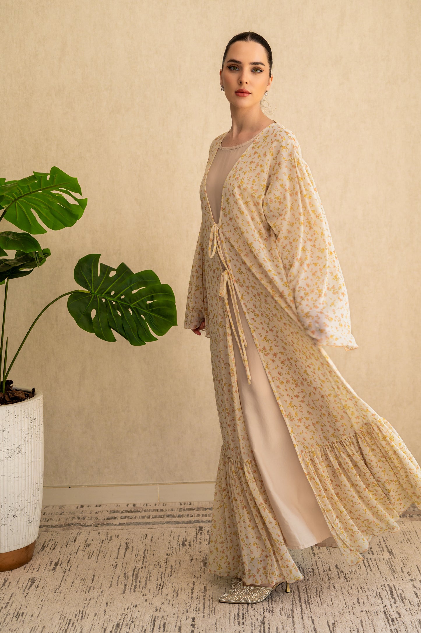 Soft Bloom Tie-Front Abaya