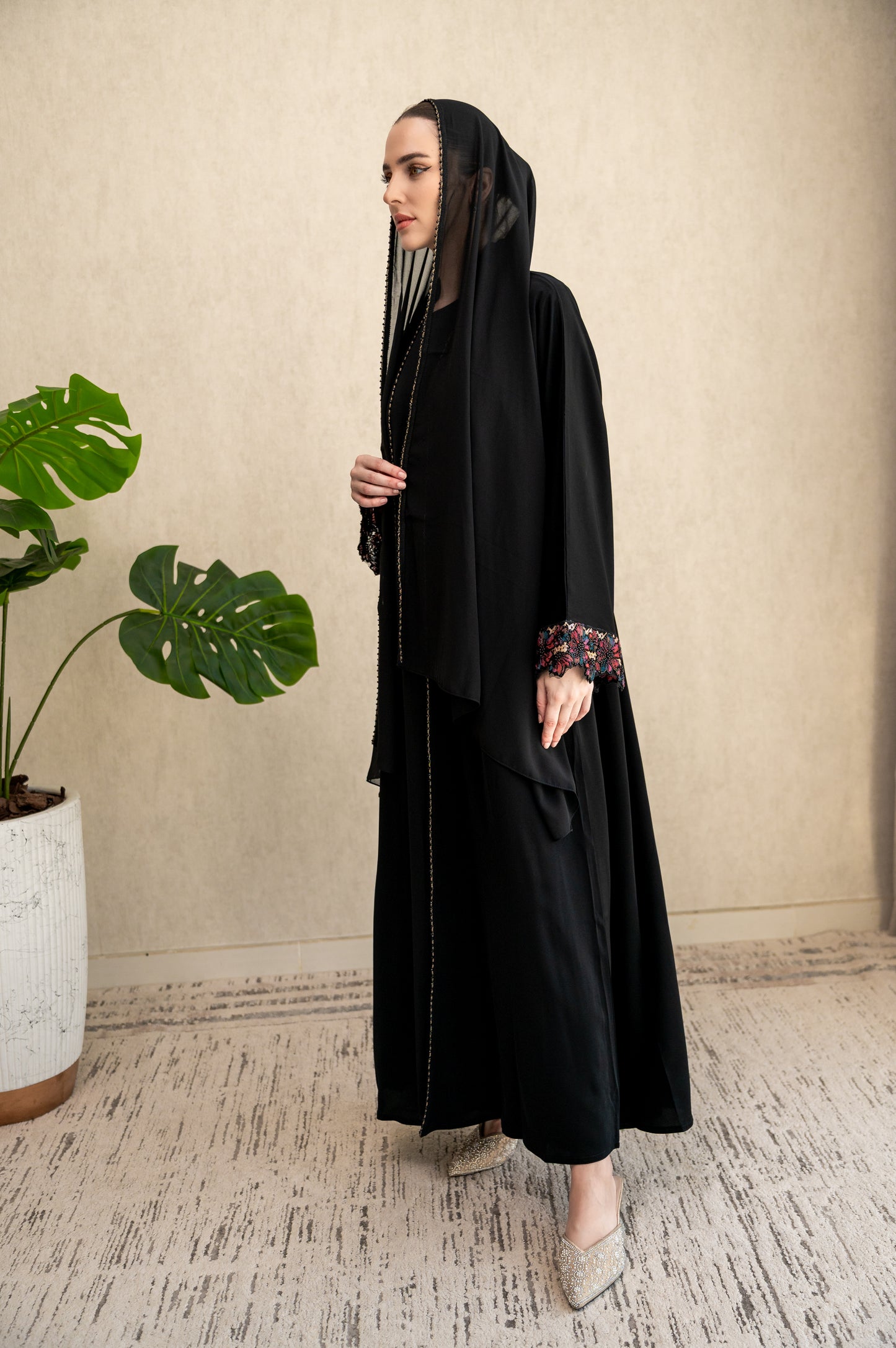 Black Blossom Embroidered Cuff Abaya
