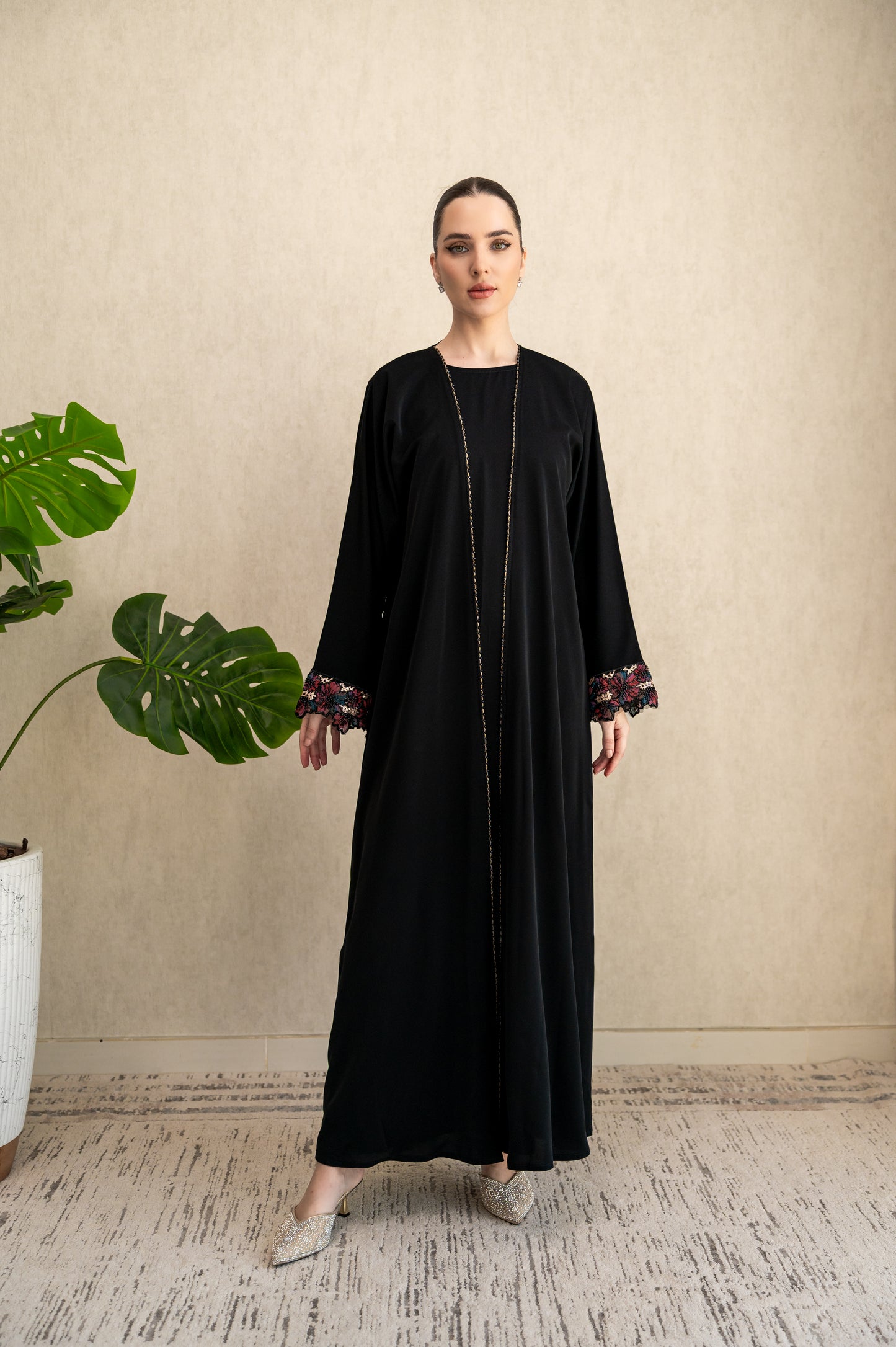 Black Blossom Embroidered Cuff Abaya