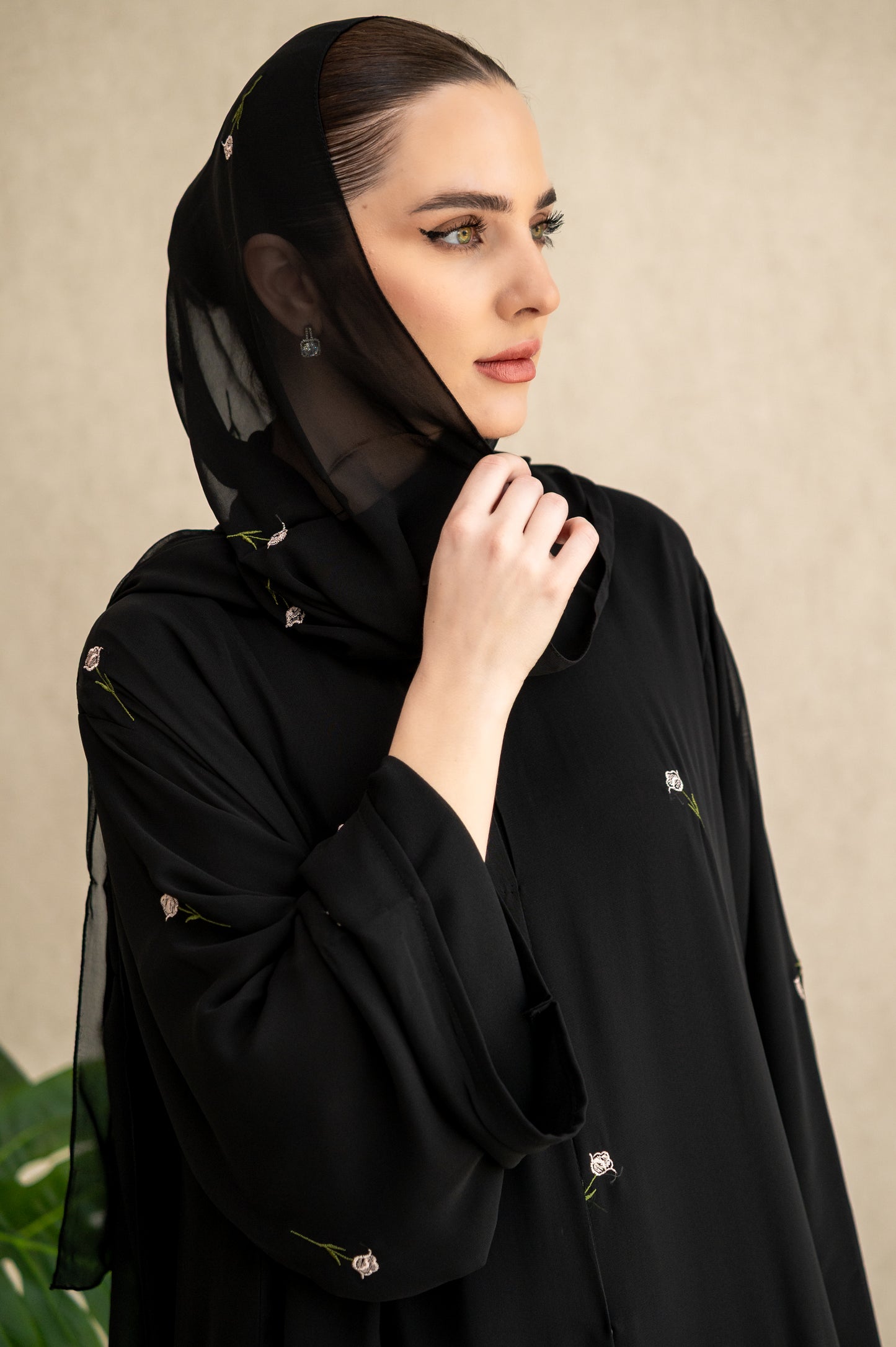 Signature Rumman- Black