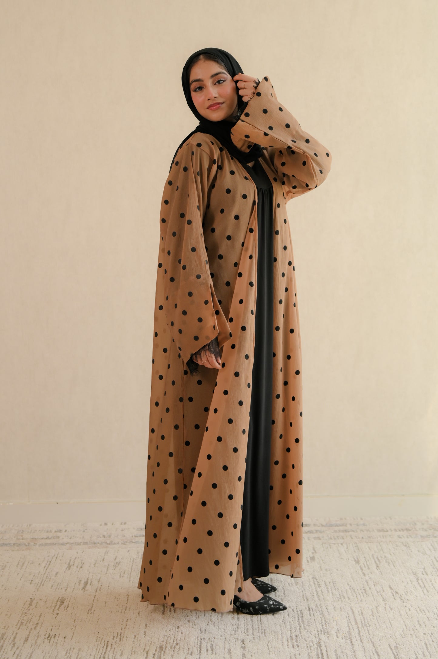 .Noir-Dot Lace Abaya Set