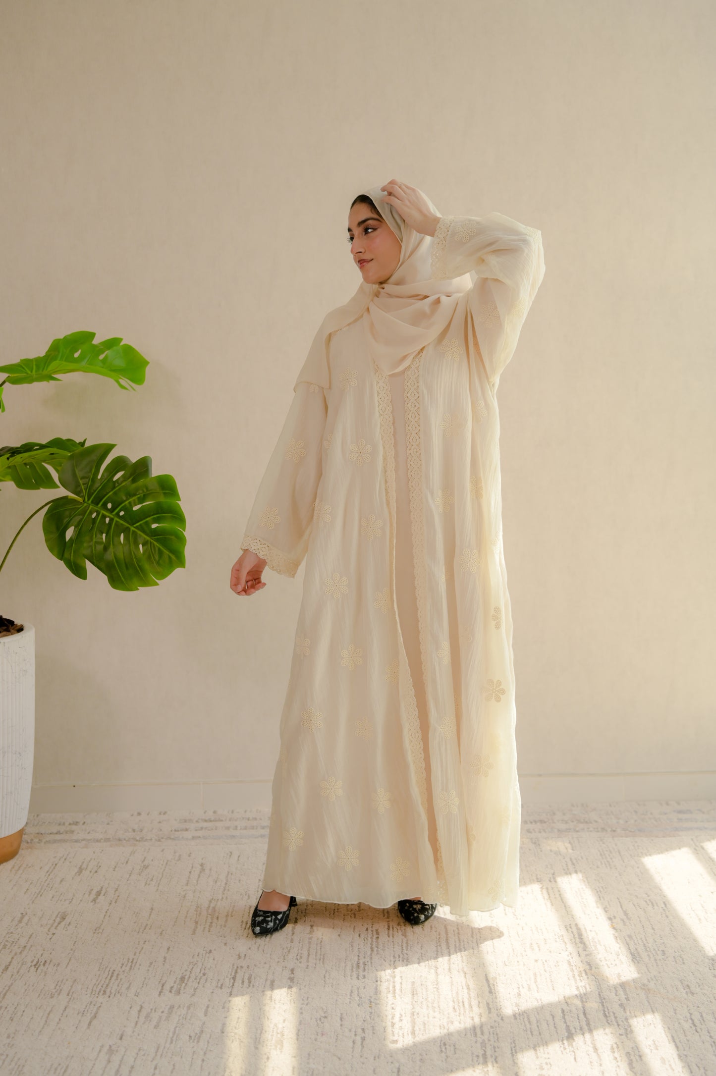 .                                           Floral crochet abaya set