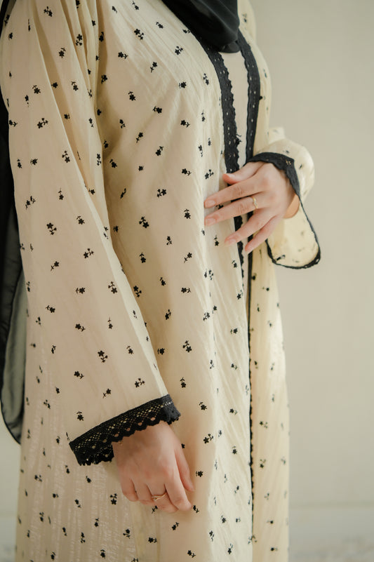 .Ivory Lace Abaya
