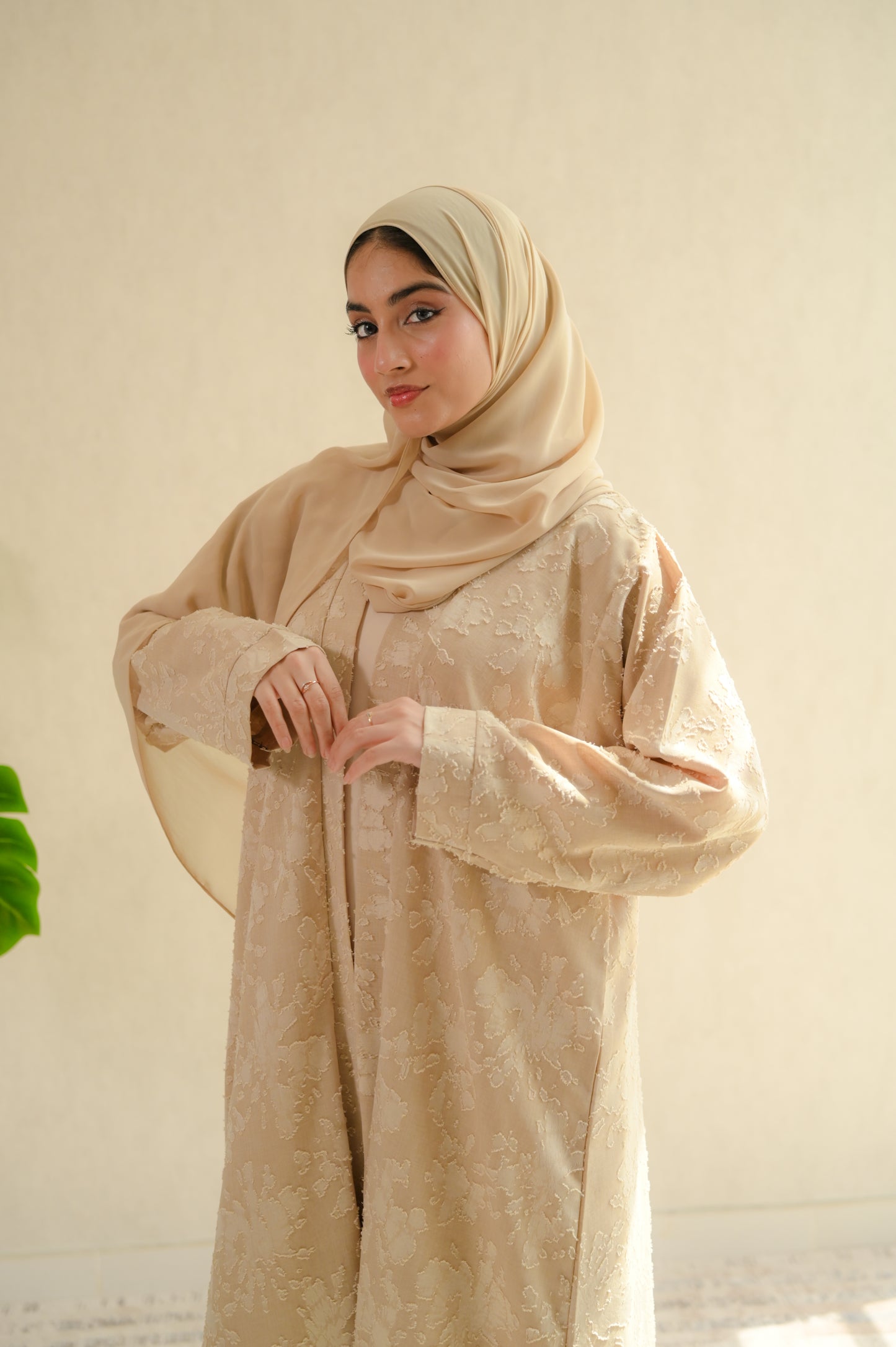 .                                             Summer breeze abaya - Beige