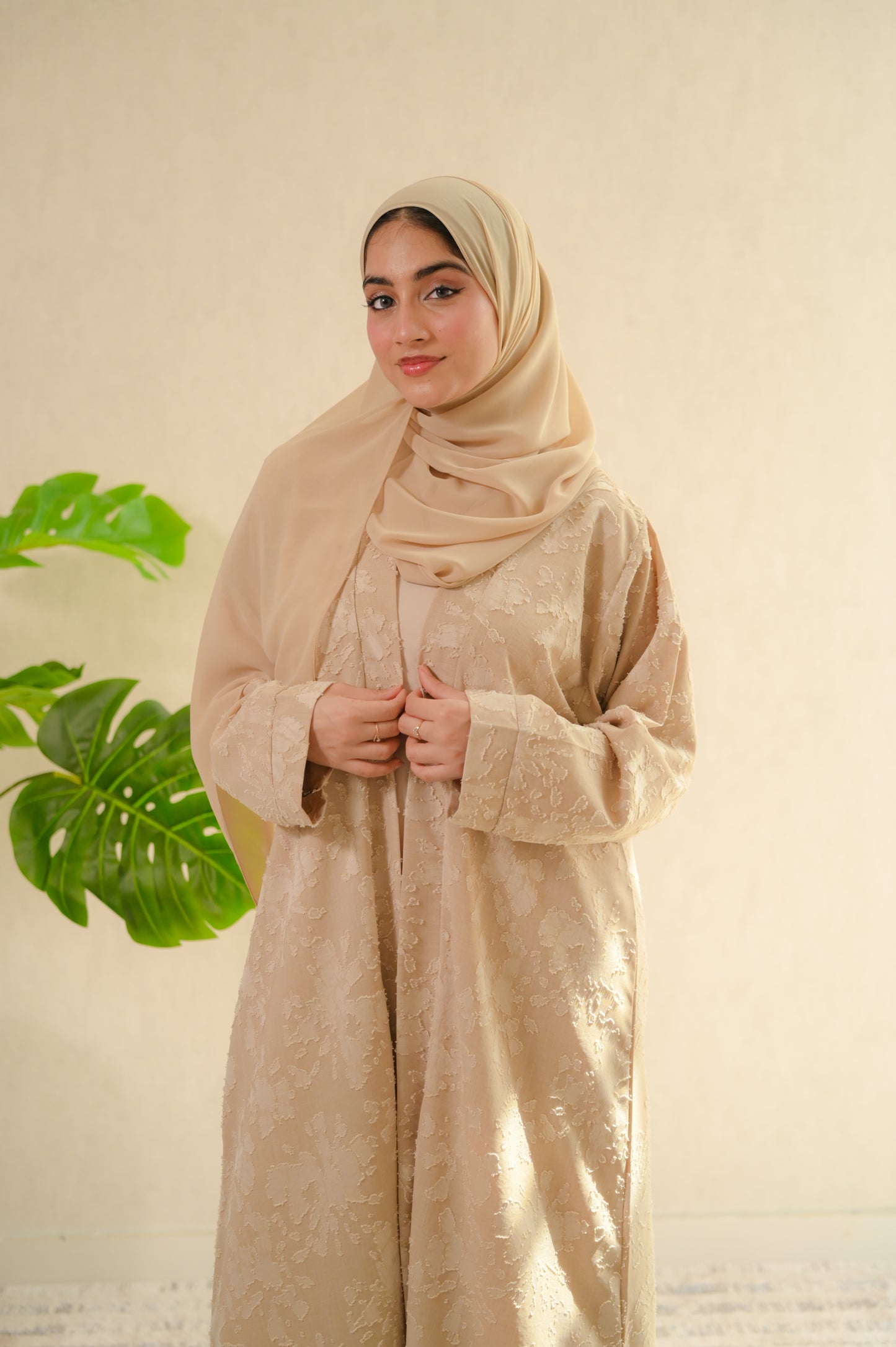 .                                             Summer breeze abaya - Beige