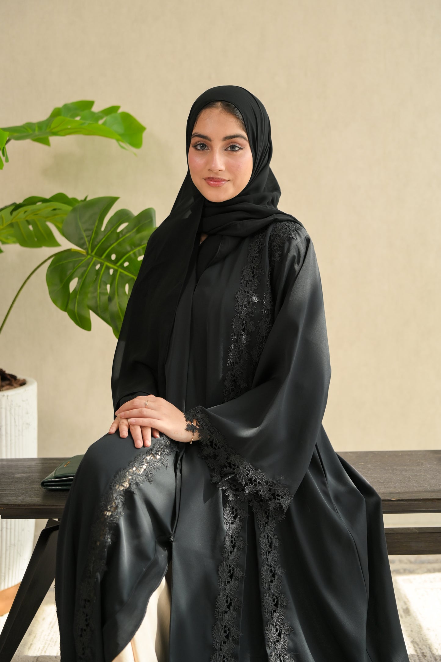 .Midnight Muse Abaya