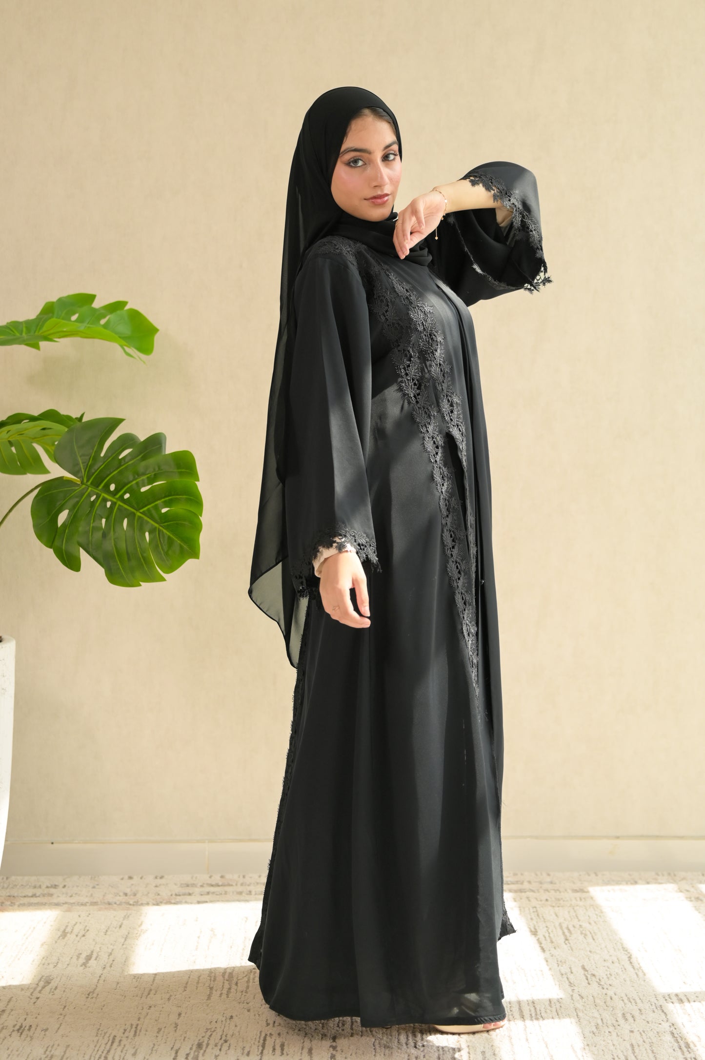 .Midnight Muse Abaya