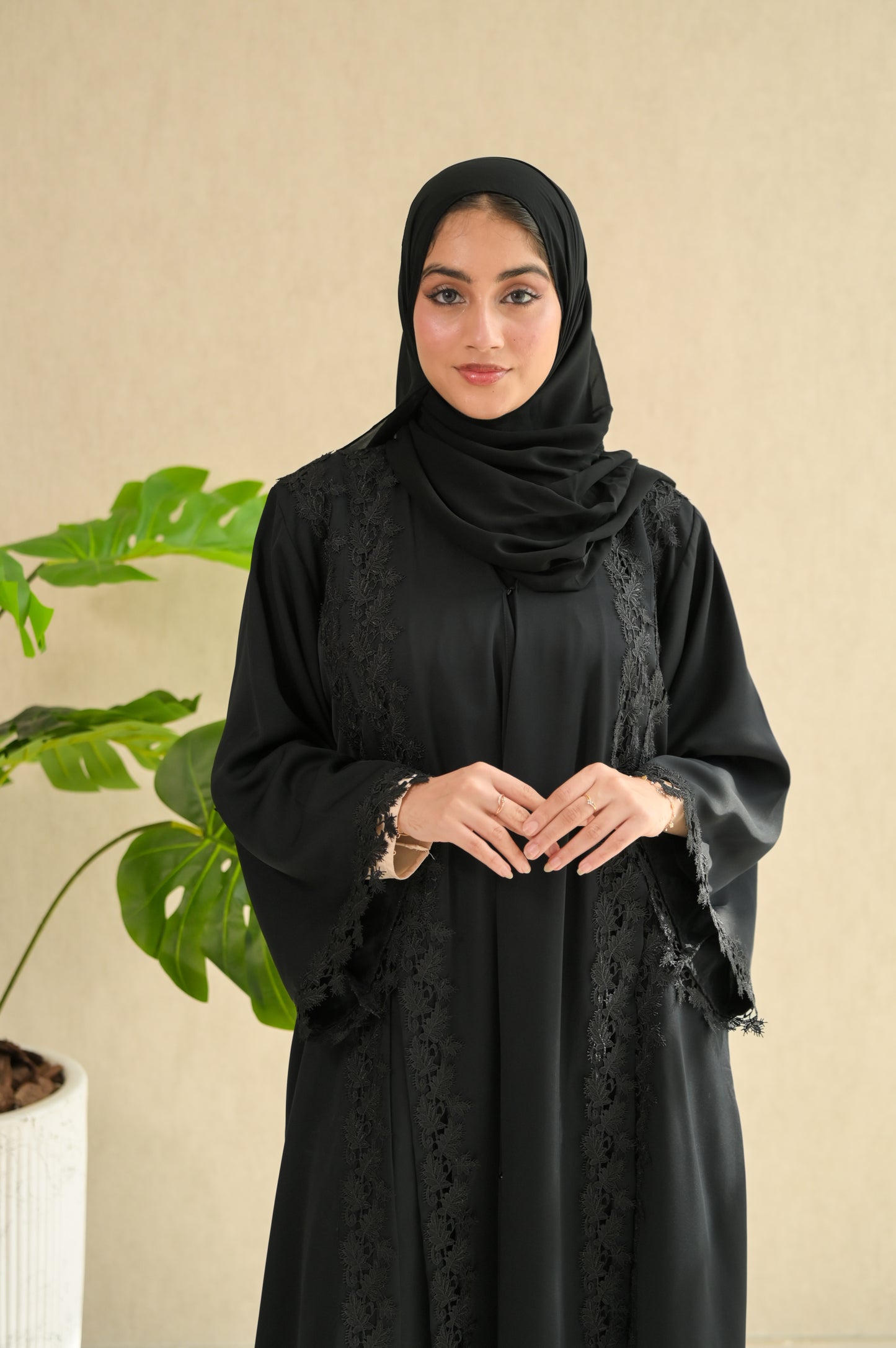 .Midnight Muse Abaya